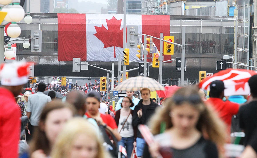Canadá planea recibir más de un millón de inmigrantes