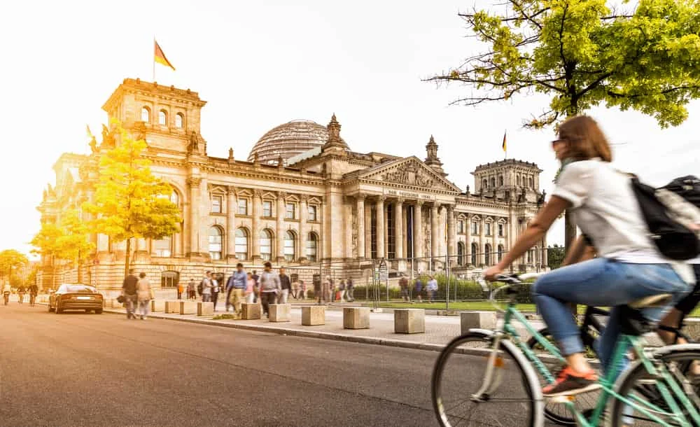 ¿Querés trabajar en Alemania sin saber el alemán?