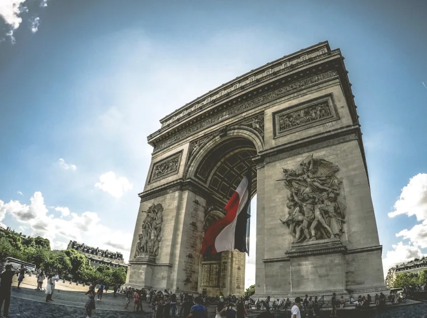 Dificultades de vivir en Francia siendo argentino: verdad sin filtros
