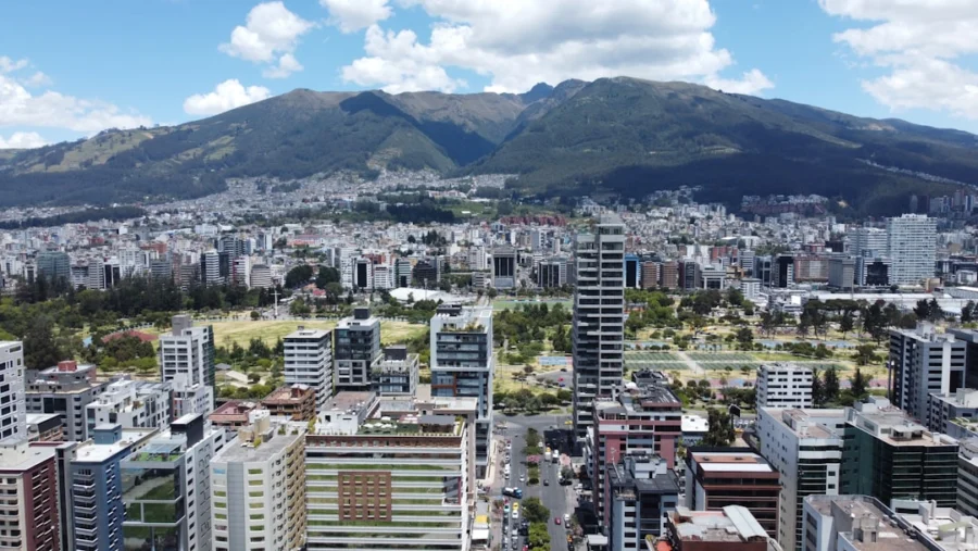 Cómo obtener la nacionalidad ecuatoriana por carta de naturalización